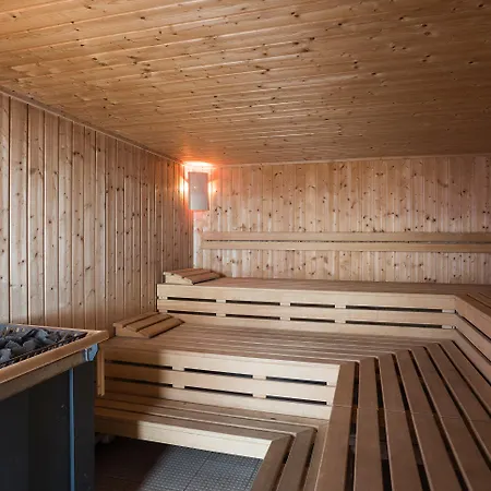 Arena 3* كوراليهو