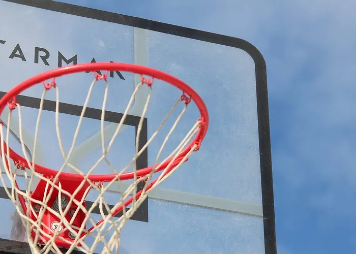 Arena Hotel apartamentowy 3*