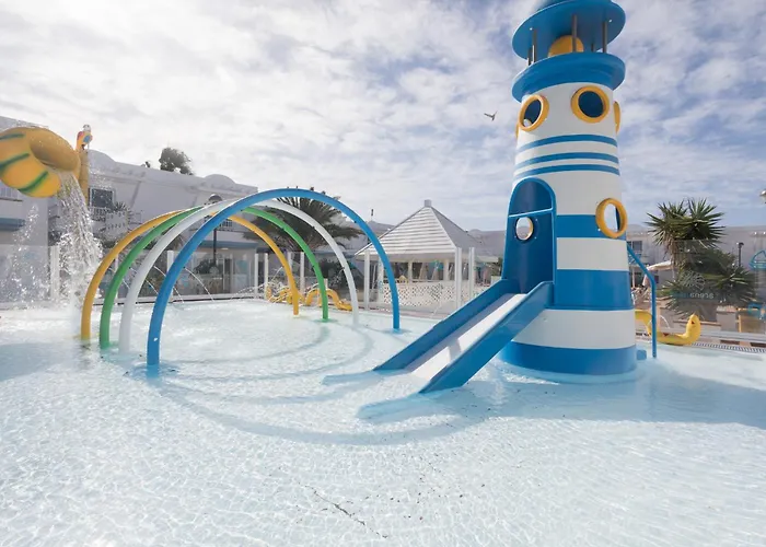 Arena Hotel apartamentowy 3*