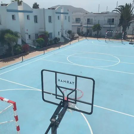 מלון דירות Arena