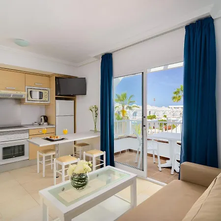 Arena Apartahotel 3*